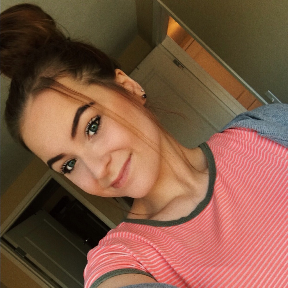 Meet your Posher, Allie
